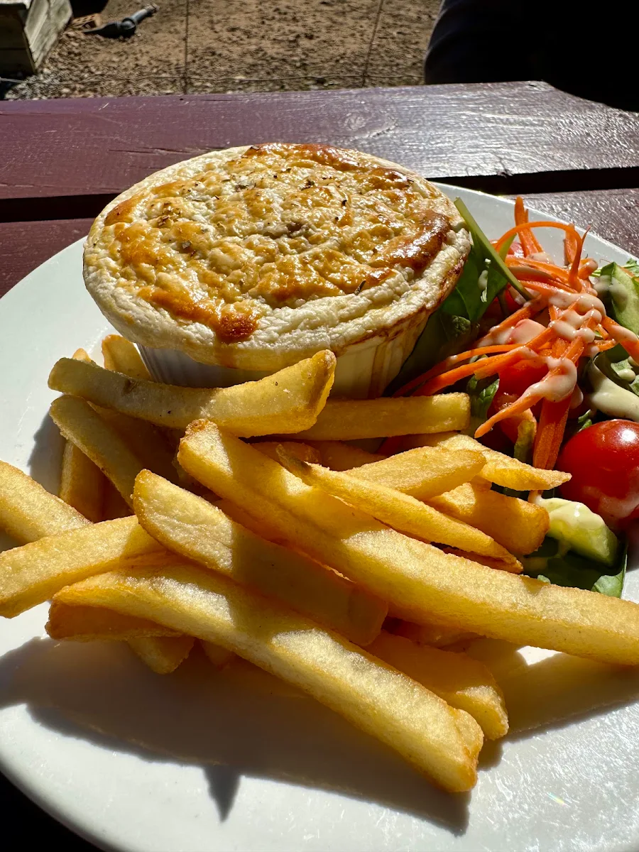 Highlights, Central Greenough Cafe