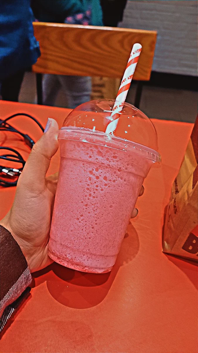 Frozen Raspberry, Hungry Jack's Burgers Tarneit Park