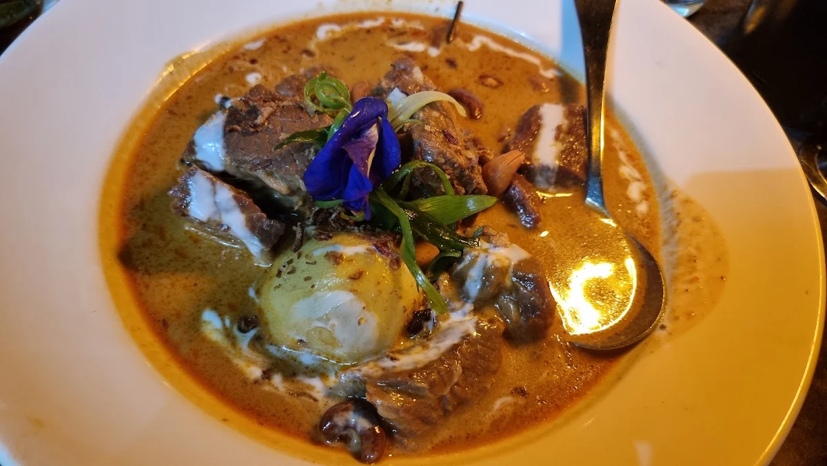 Massaman Beef