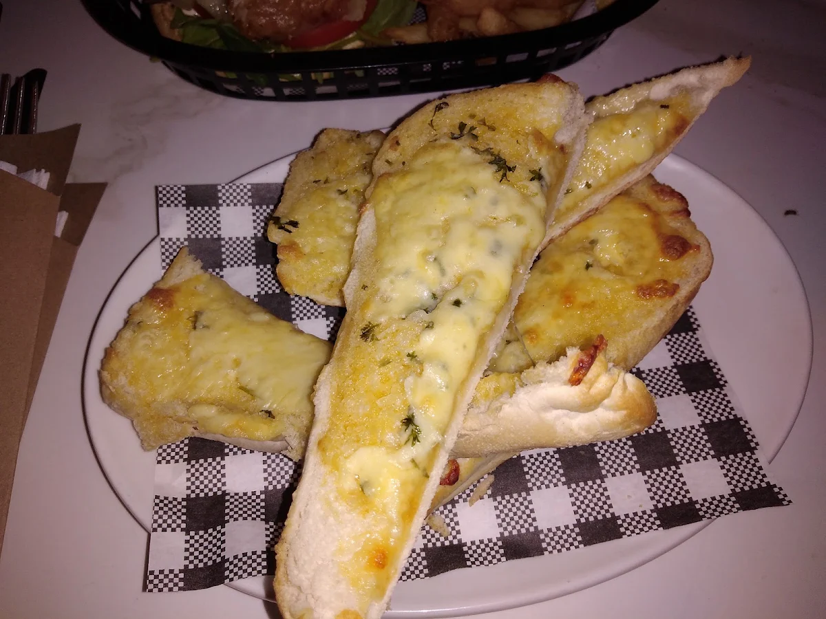 Cheesy Garlic Bread, Great Northern Hotel Newcastle