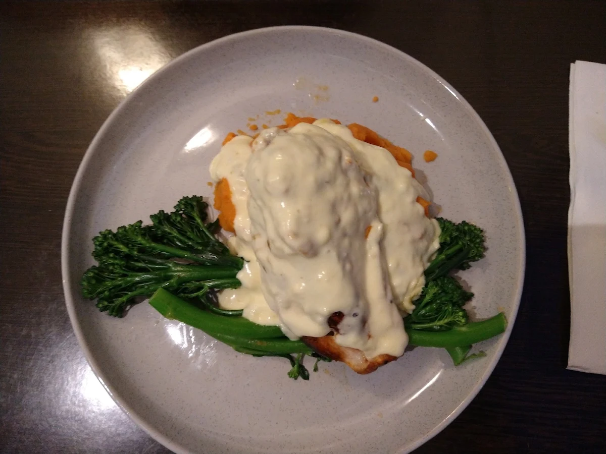 Stuffed Chicken, Sir Charles Darling Hotel