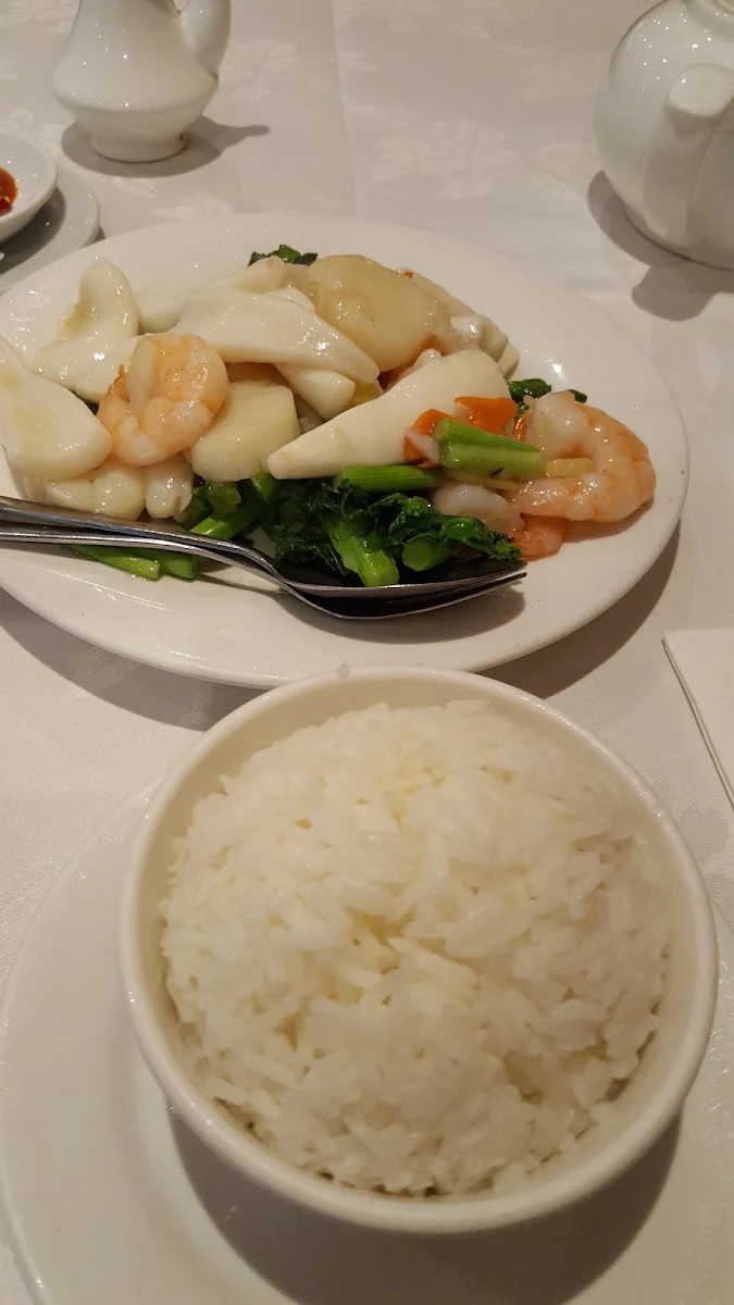 Highlights, Golden Harbour Restaurant