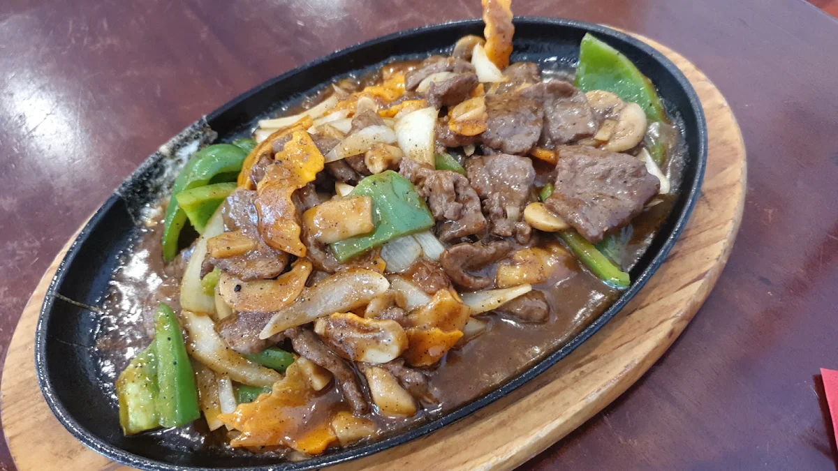 Sizzling Black Pepper Beef