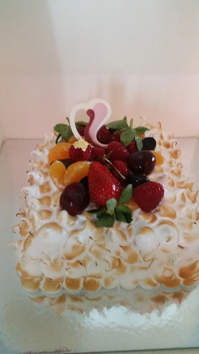 Highlights, Le Parisien Cafe Pâtisserie
