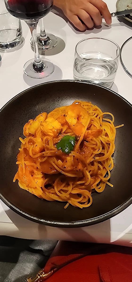 Prawn and Lobster Spaghetti Carbonara