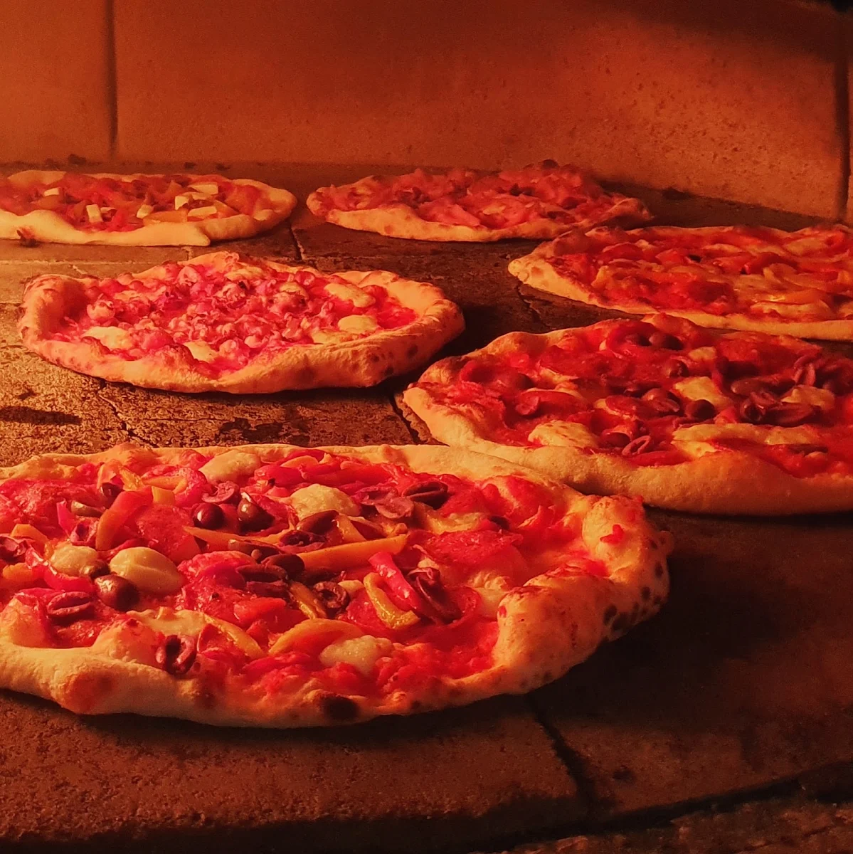 Highlights, Ciccio Pizza