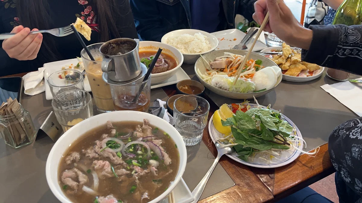 Combination Pho, Cafe O-Mai