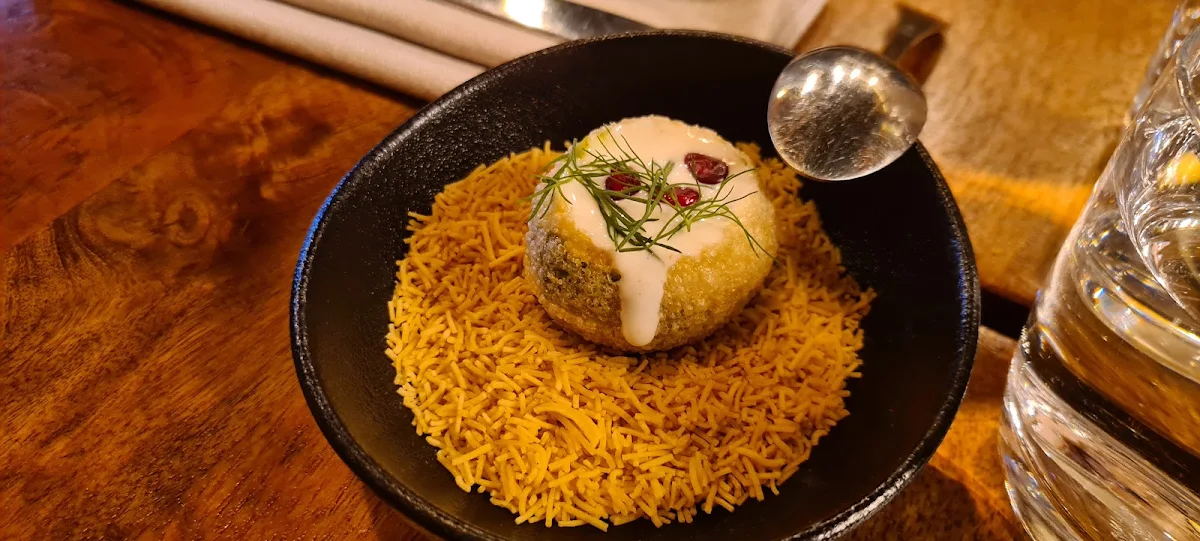 Dahi Puri, ISH