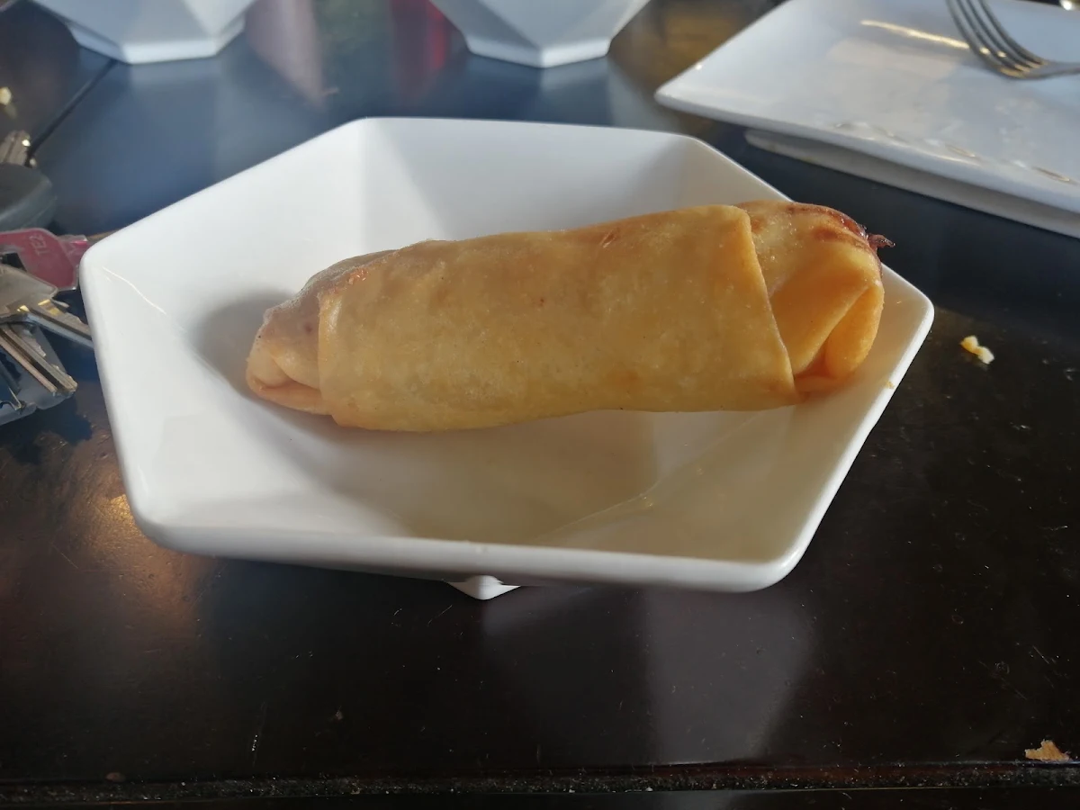 Spring Roll, Lucy's