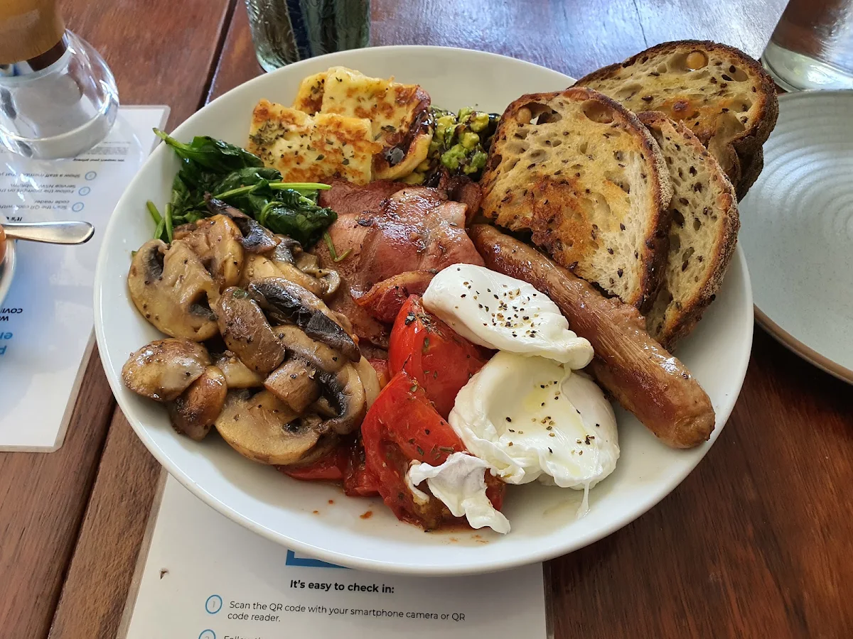 Big Breakfast, Kizmet Cafe