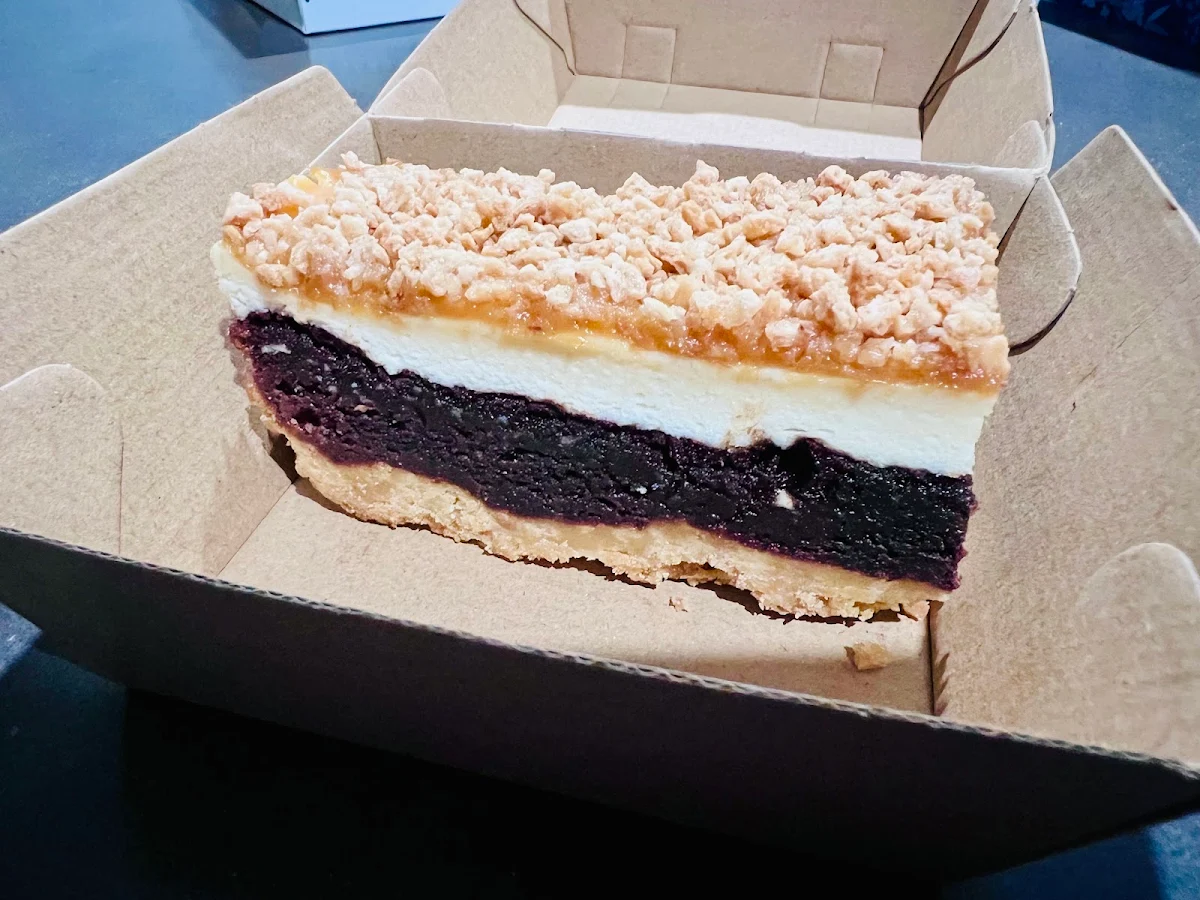 Gaytime Cheesecake