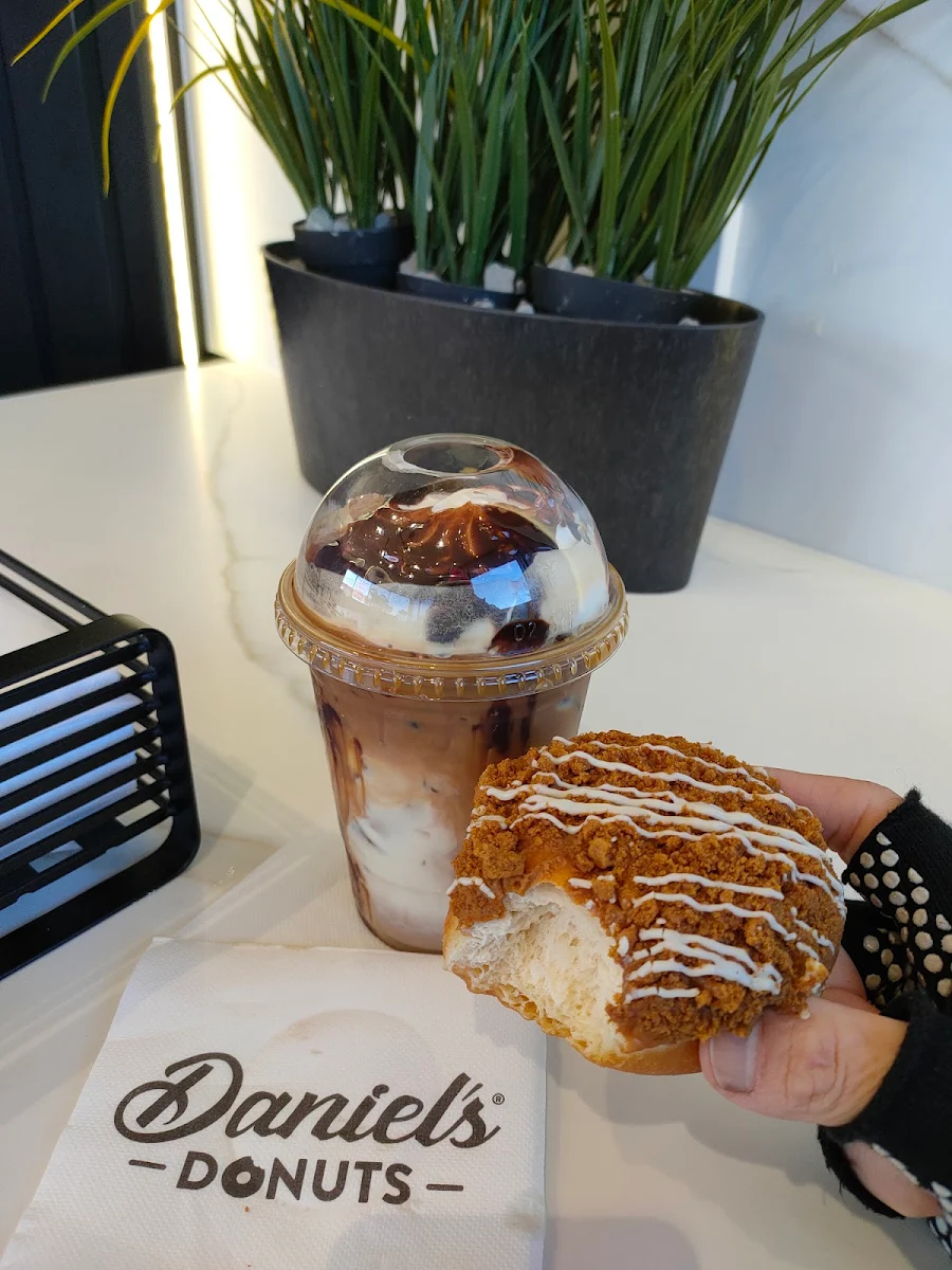 Highlights, Daniels Donut Shepparton