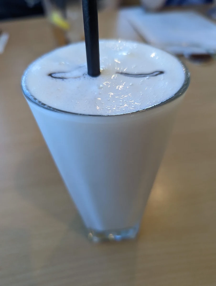 Milkshakes, YE OLDE CAFE MOONTA BAY