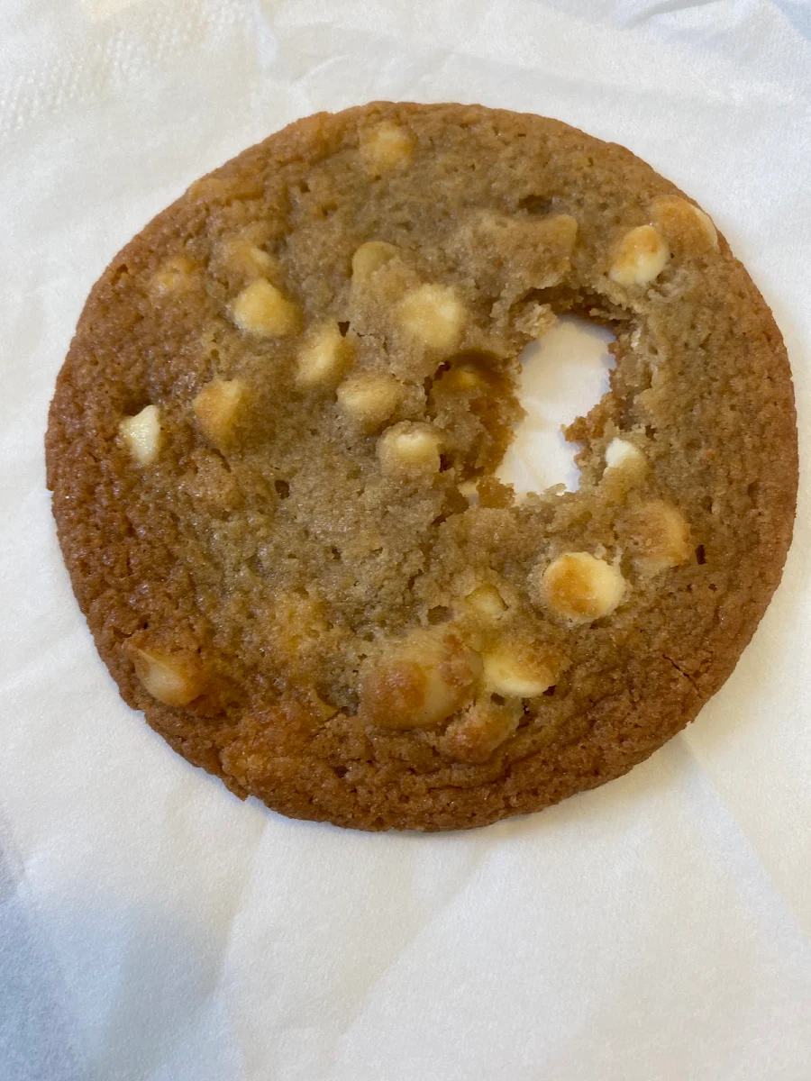 White Chip Macadamia Nut Cookie, Subway