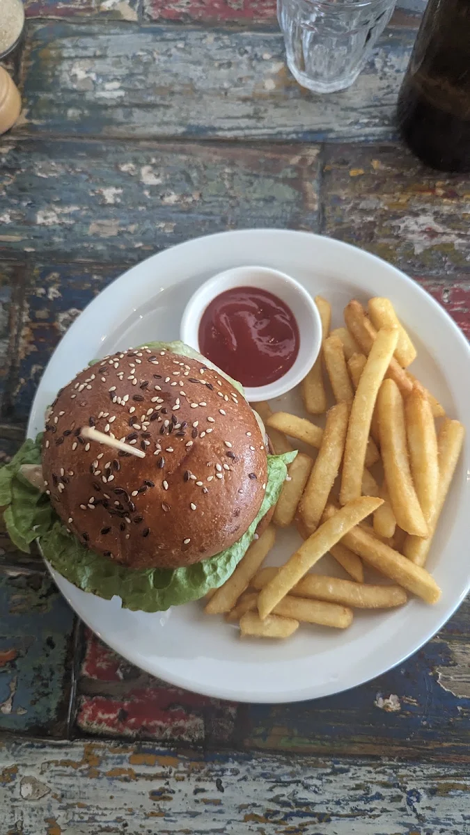 Highlights, Thread Cafe