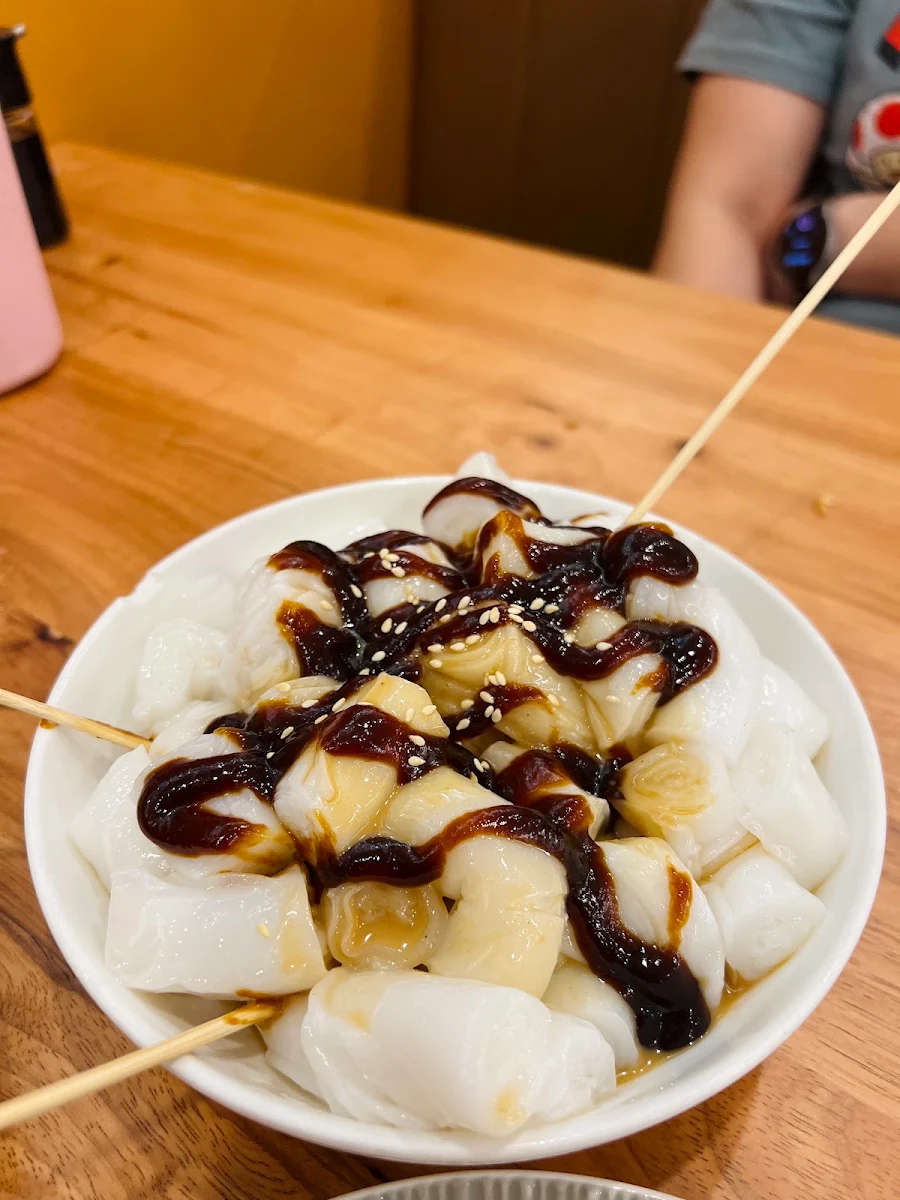 Hong Kong Street Food Style Fish Shu Mai N Rice Rolls