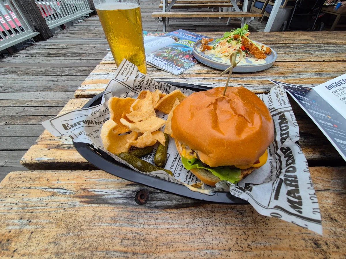 Hero Burger, Hemingway's Brewery FNQ
