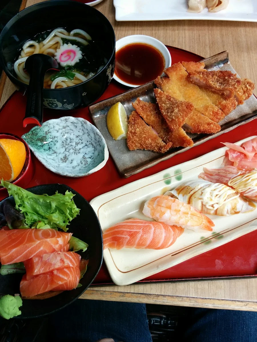 Friendly Service, condor japanese restaurant