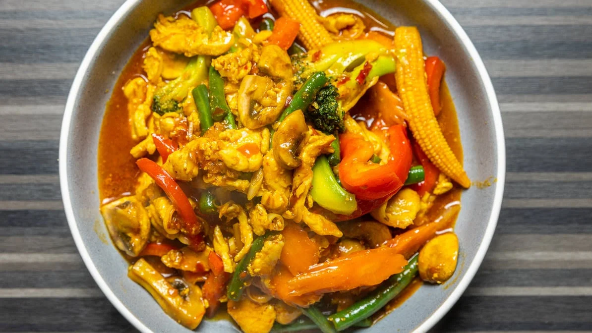 Highlights, Thai Hutt