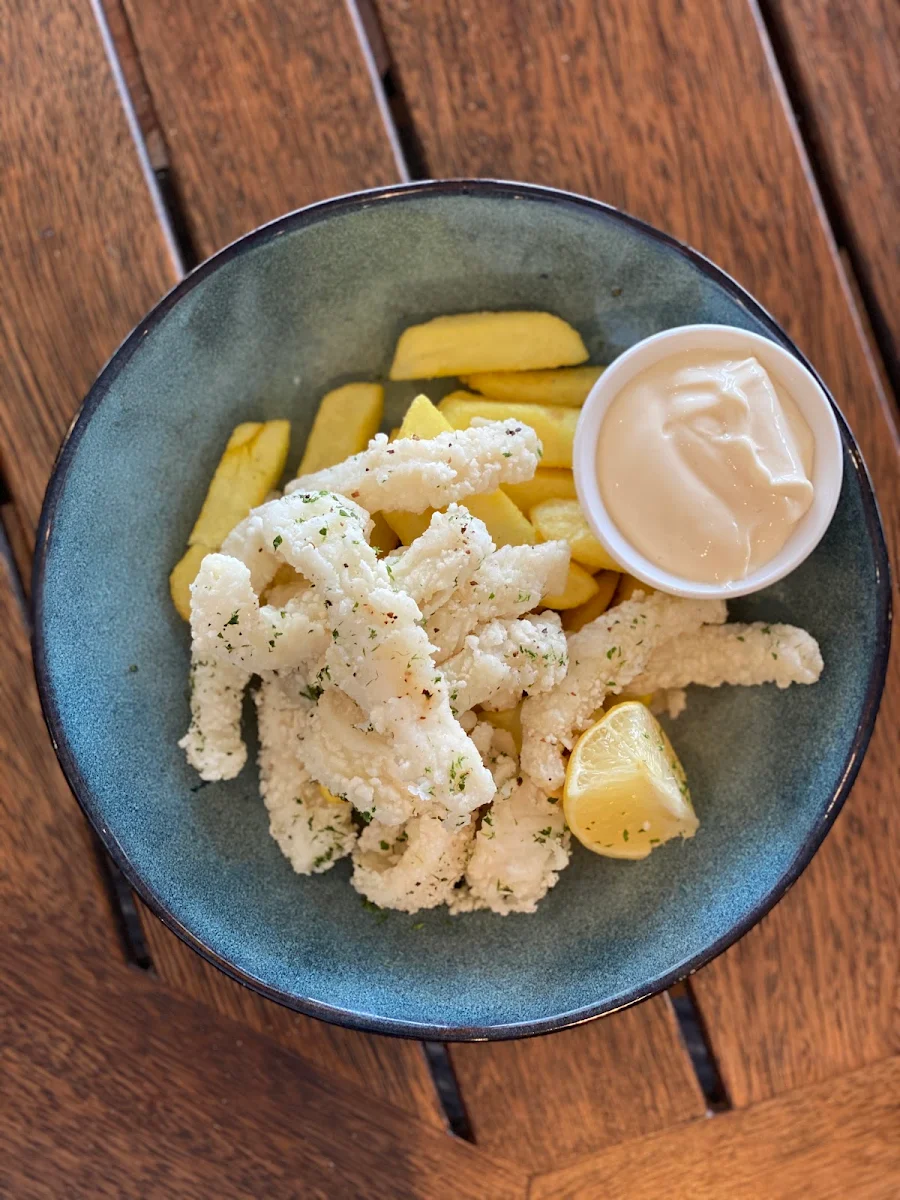 Calamari Chips, Lakeside Club