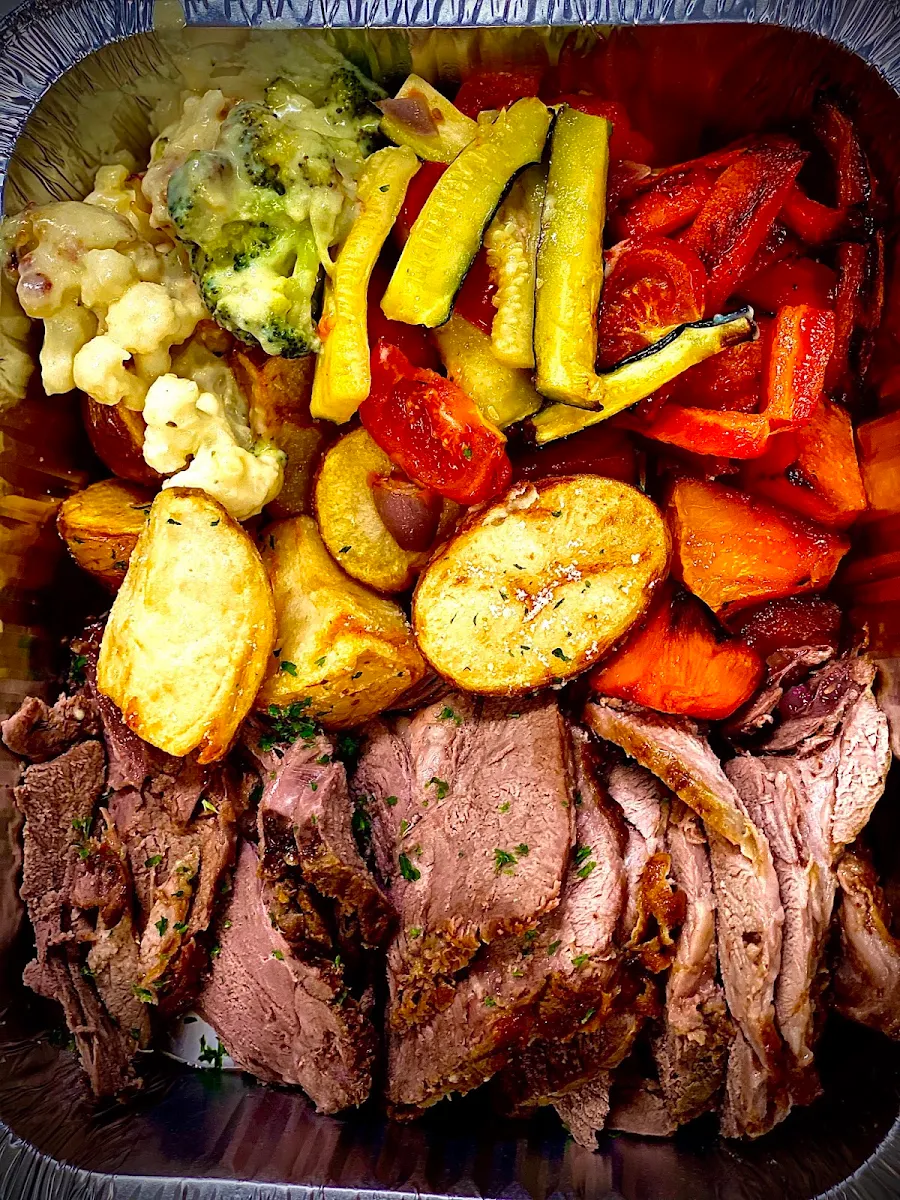 Roast, Lakeside Club