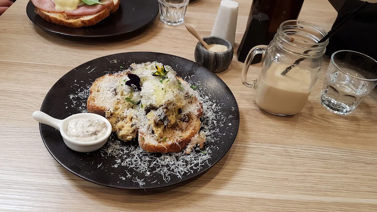 Mushroom Omelette