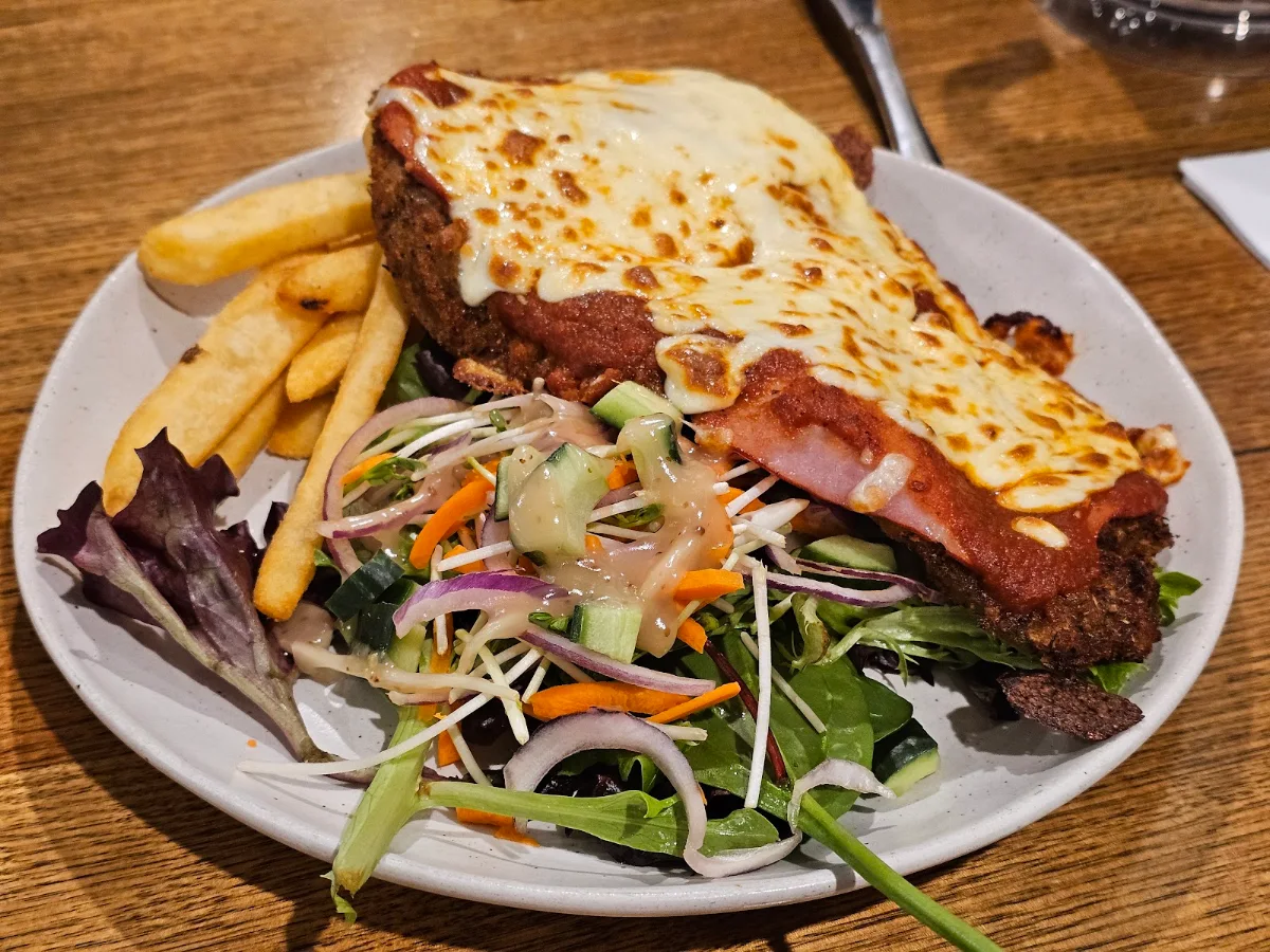 Beef Parma, Rafferty's Tavern