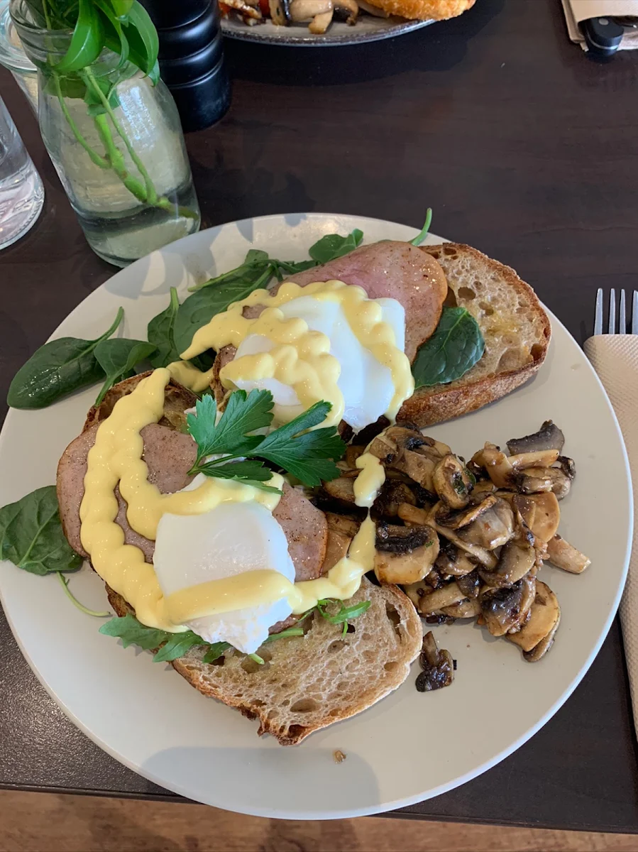 Egg Benedict