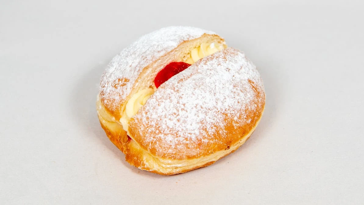 Highlights, Daniel's Donuts Campbellfield