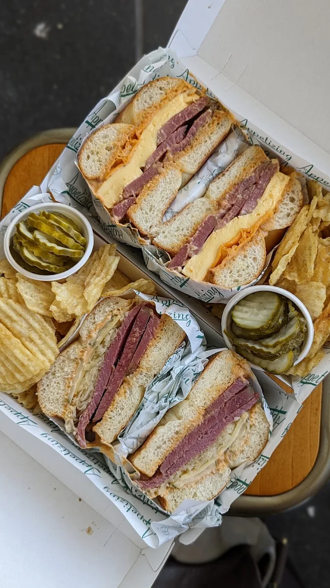 Highlights, Lox In A Box Coogee