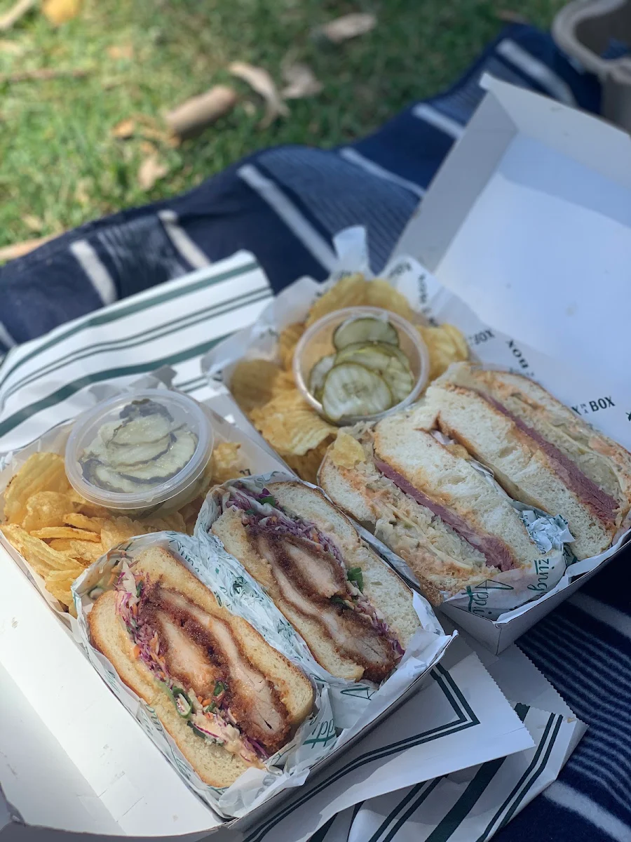 Highlights, Lox In A Box Coogee