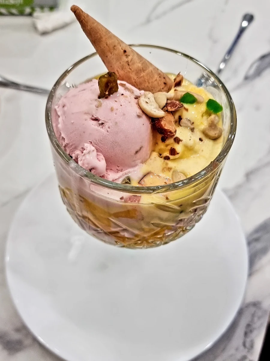Sundae, Icy Spicy Seven Hills