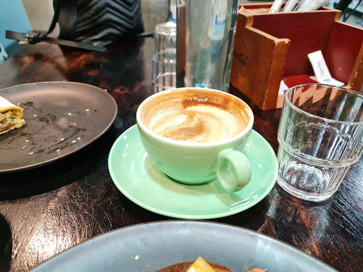 Flat White, Affiniti Cafe