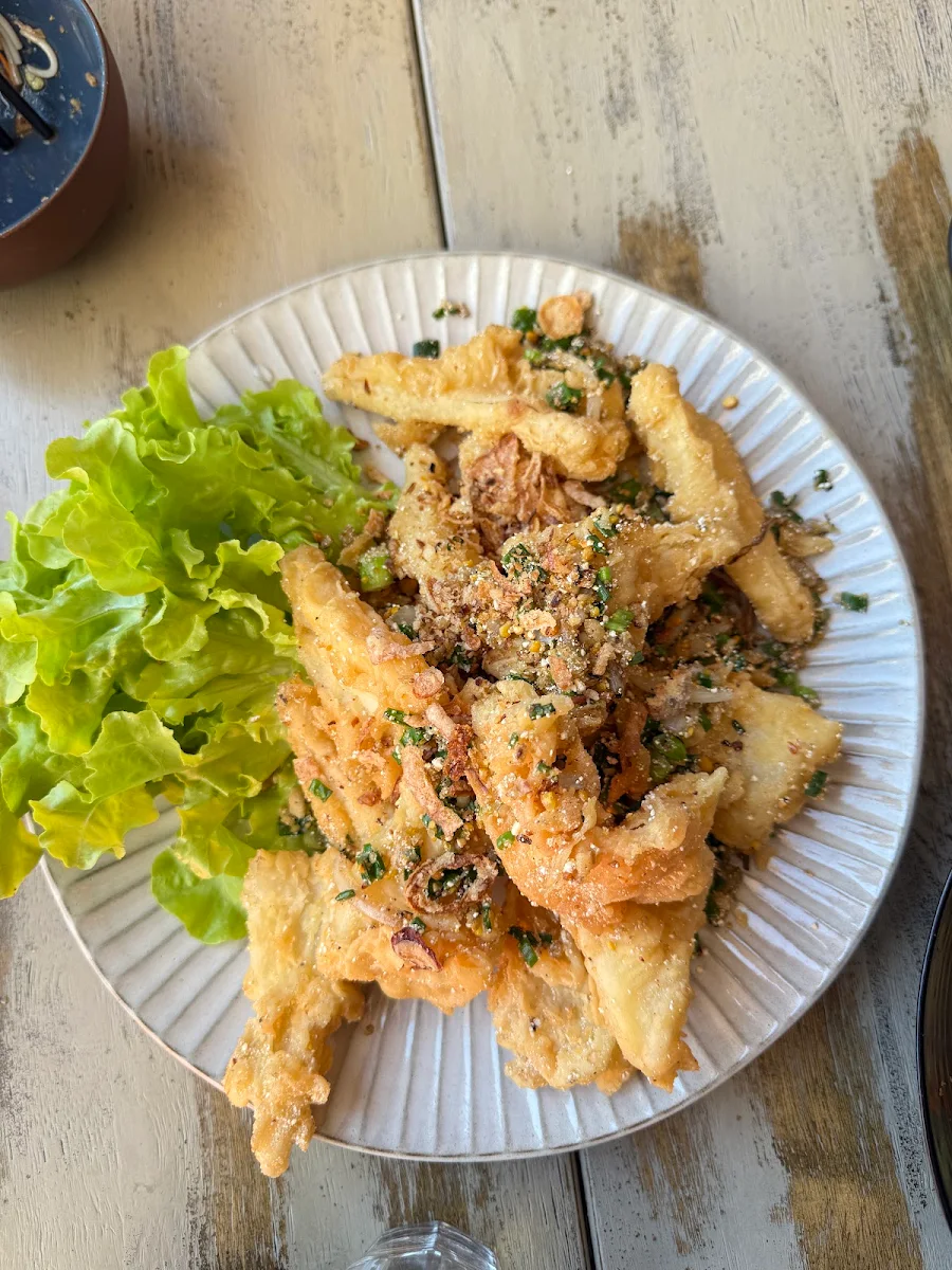 Salt and Pepper Squid Mực Rang Muối