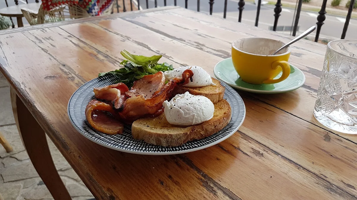 Poached Eggs and Bacon