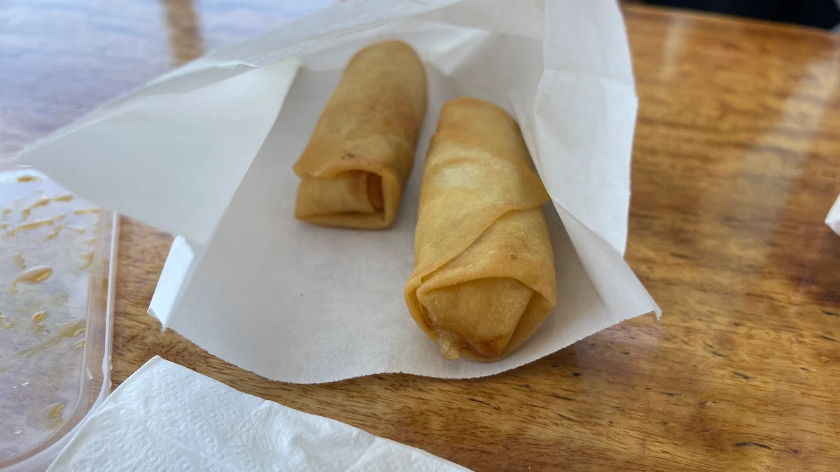 Spring Roll, Bua Thong