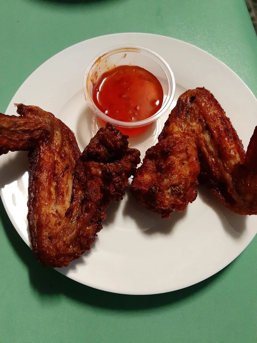 Highlights, Nongs Thai