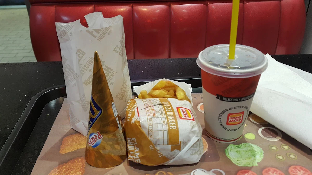 Super Triple Cheeseburger