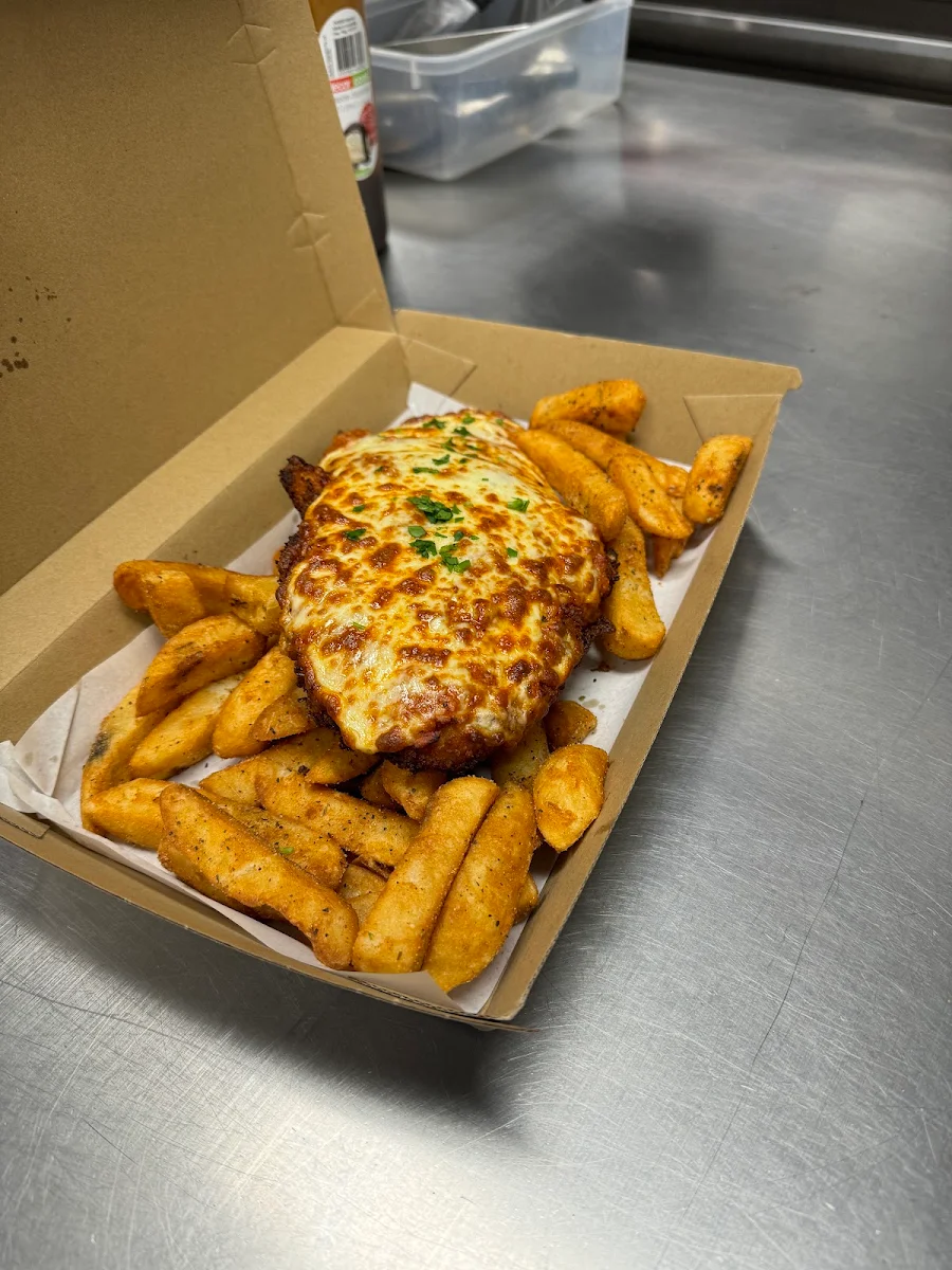 Highlights, Smokin' Joe's Pizza & Grill - Patterson Lakes
