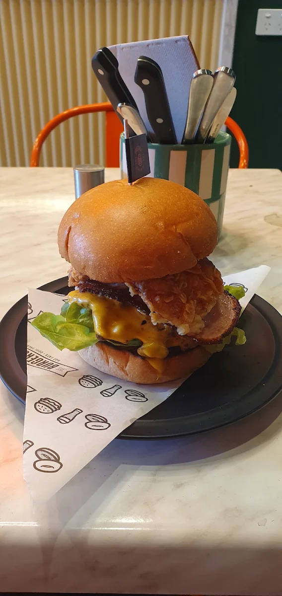 Custom Burger, Burgerooze Gisborne