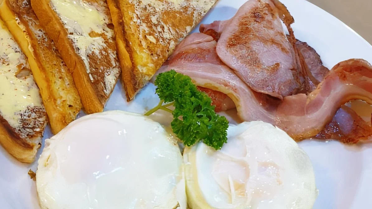 Highlights, Hero Cafe