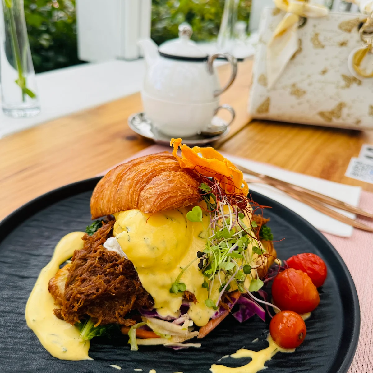 Eggs Benny Fried Chicken
