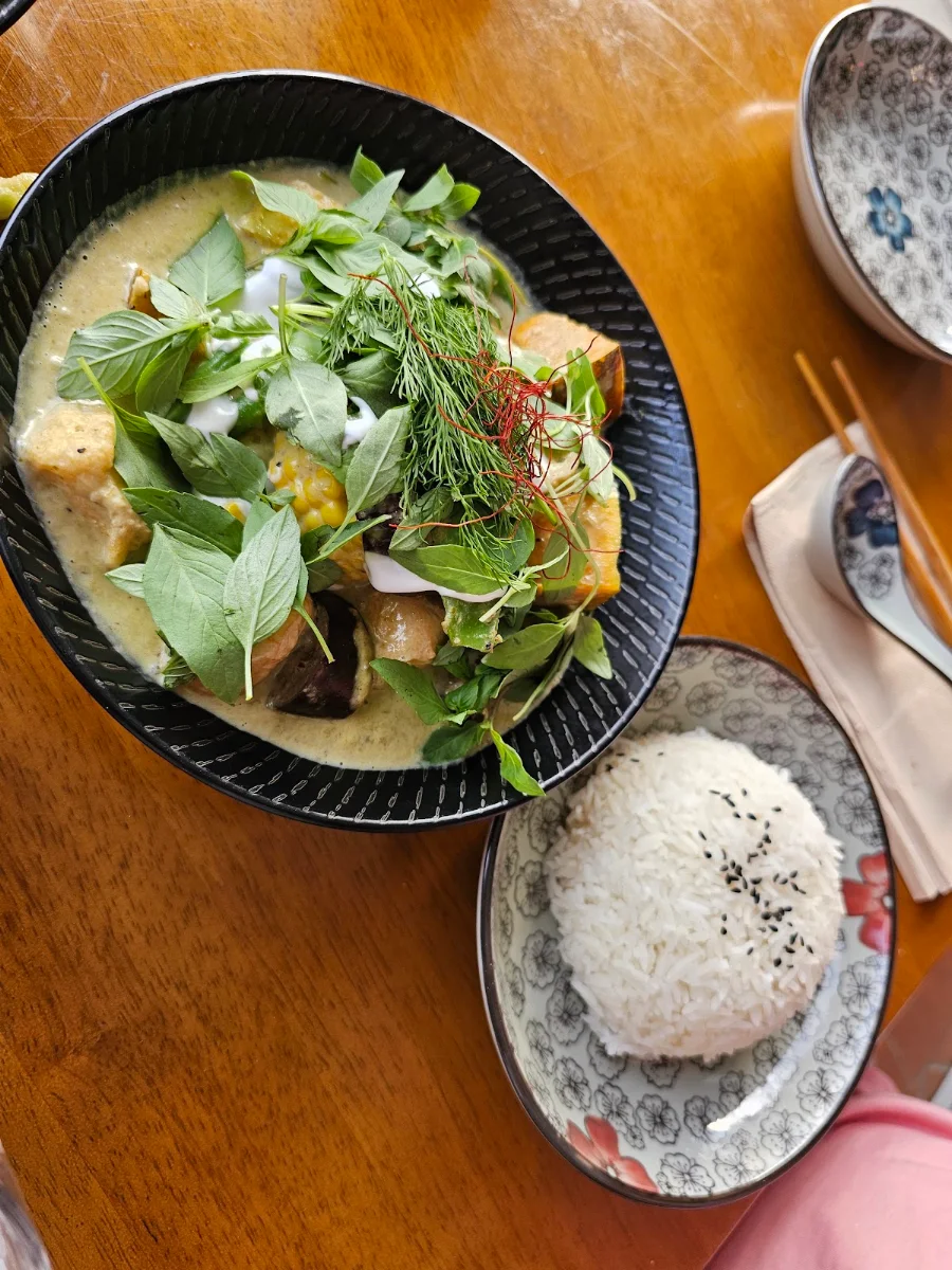 Tofu Curry, Pink Lotus Mullumbimby