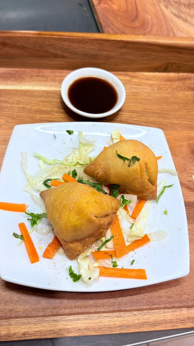 Samosa, Tandoor & Chai