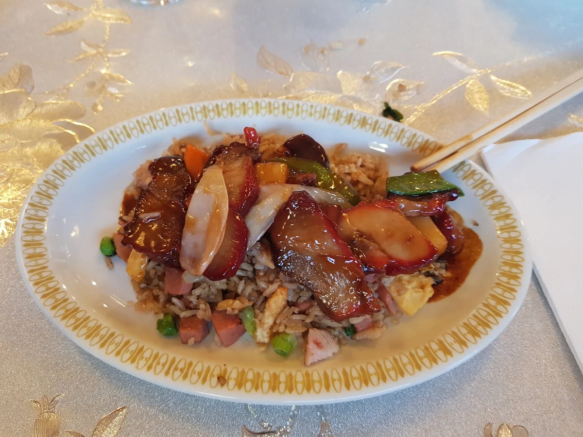 Highlights, River Garden Chinese