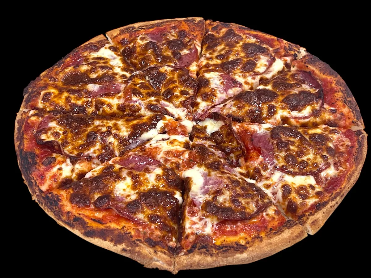 Highlights, Luna Pizza