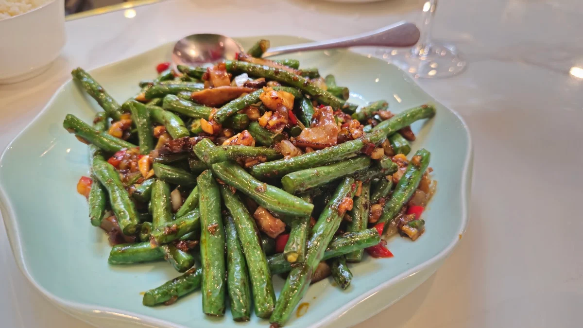 Stir-Fried String Beans, Fast Wok