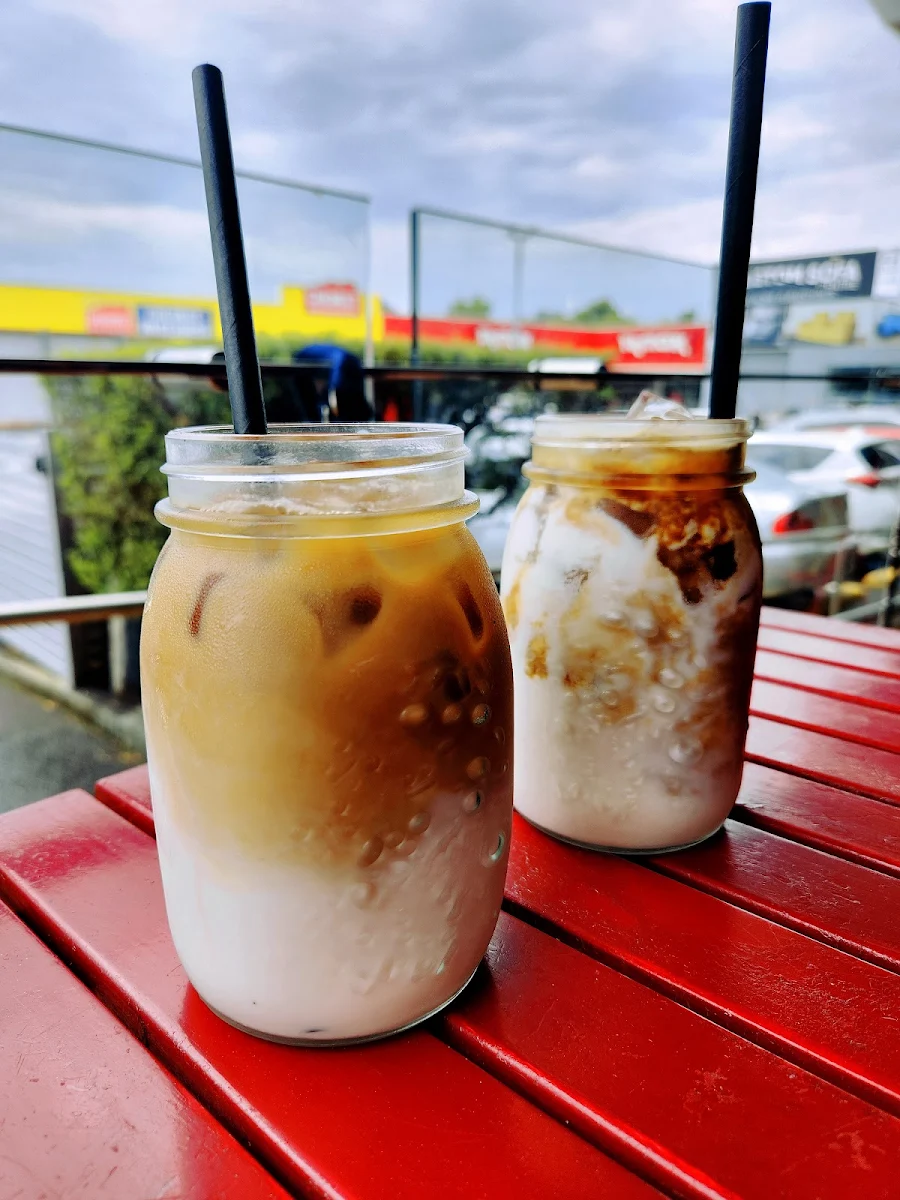 Iced Latte, Woofissimo