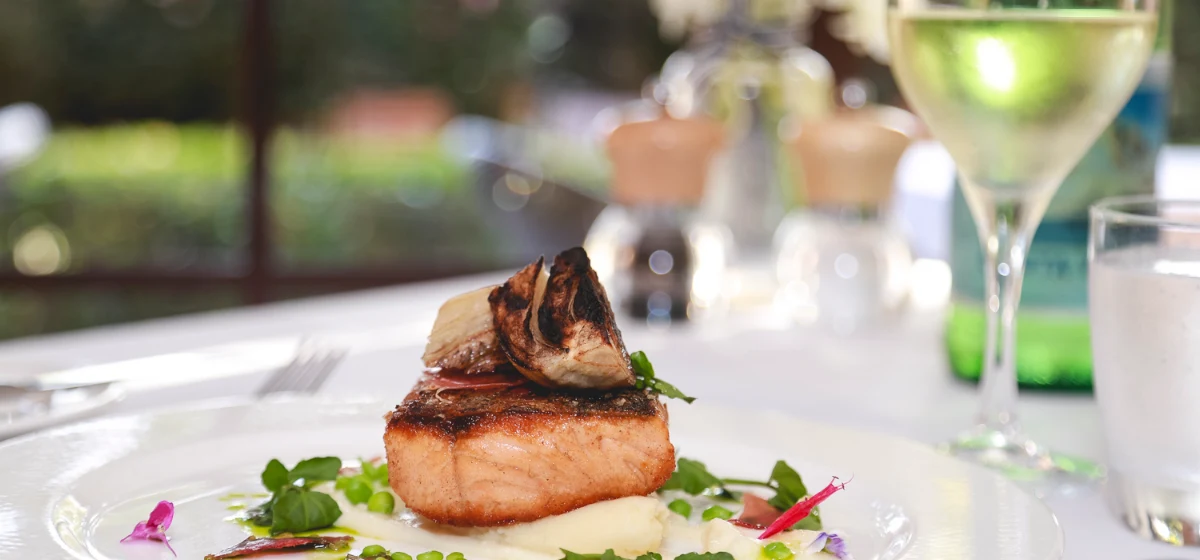 Highlights, Nobles Restaurant