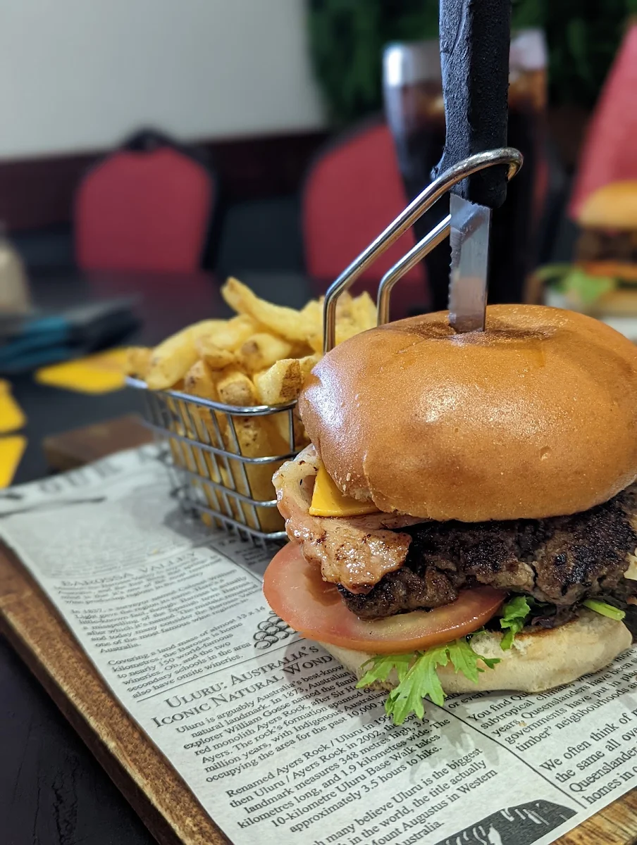Highlights, Hotel Metropole Proserpine